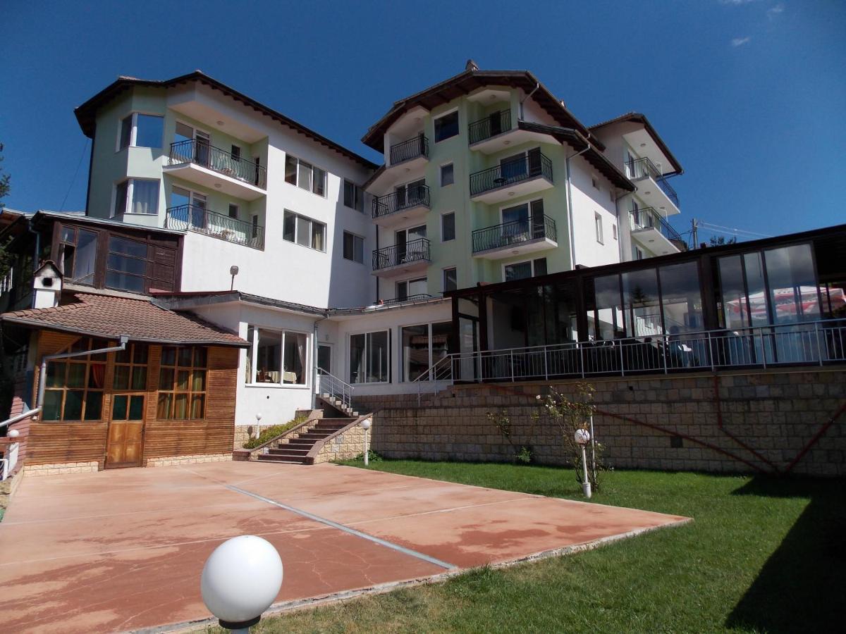 Хотел Панорама Доспат Exterior photo